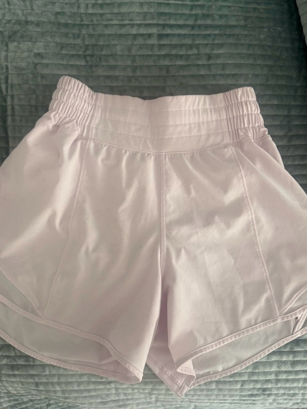 lululemon athletica Pale Pink High-Waist Athletic Shorts - Hotty Hot 2.5 Sz 2